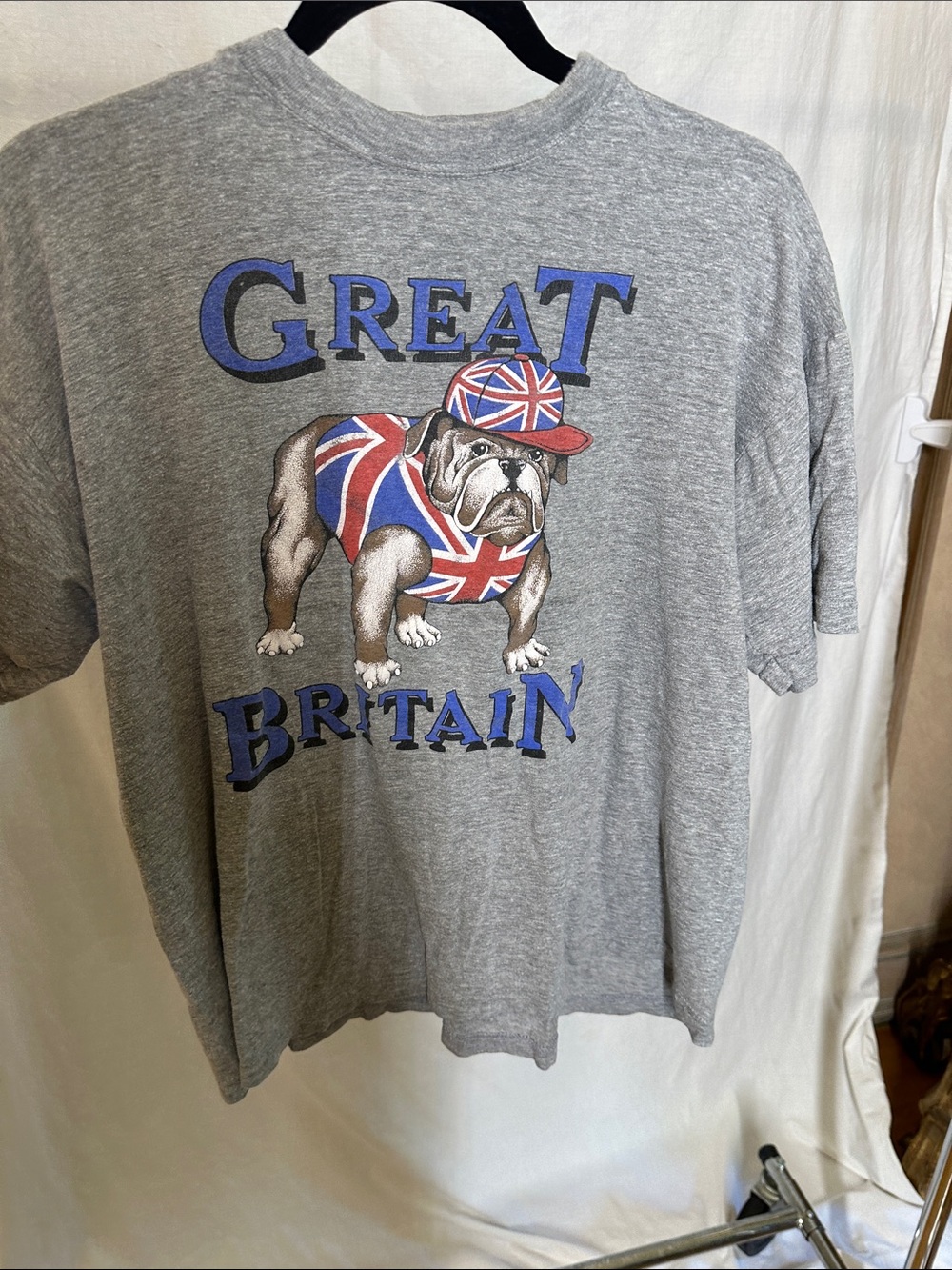 Vintage Gray Tee with Union Jack Bulldog Graphic